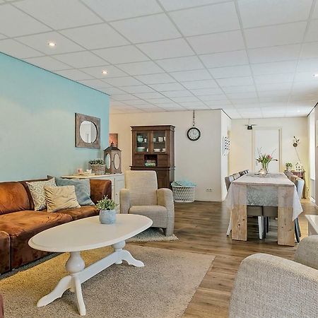 Sfeervol 6 Persoons Appartement - Van Alle Gemakken Voorzien! Bakkeveen Ngoại thất bức ảnh